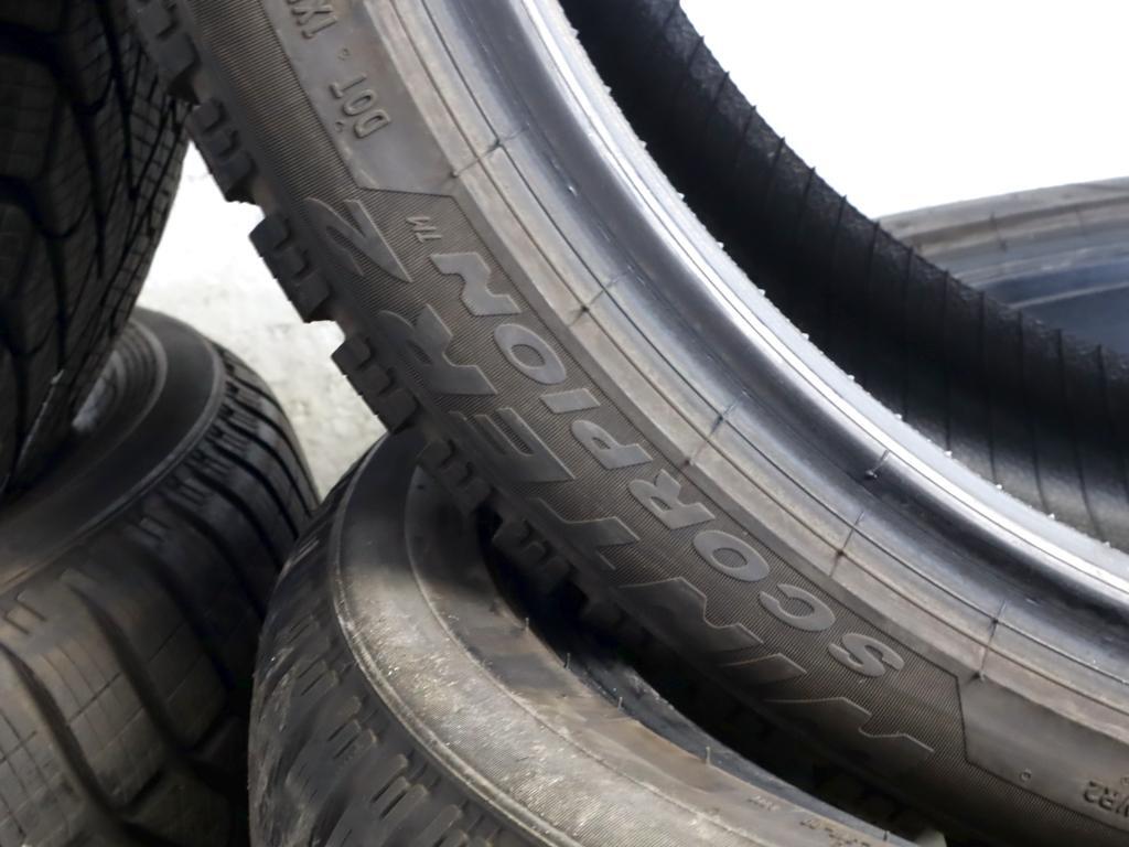 235/40 R20 96V PIRELLI SCORPION WINTER 2 7.44MM 8.81MM 7.43MM 8.52MM A4922 TYRE
