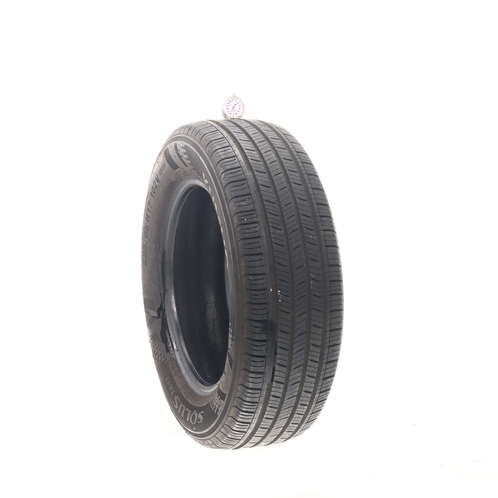 Set of (4) Used 225/65R17 Kumho Solus TA11 102V – 8.5-10/32