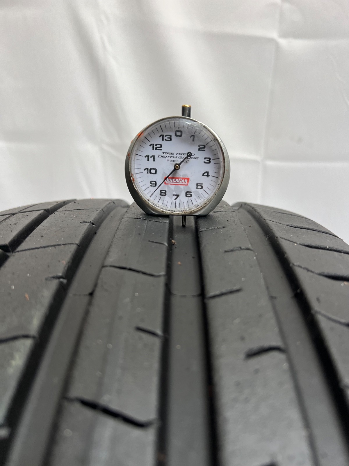 1 – TAKEOFF 235/35ZR20 (88Y) Pirelli P Zero PZ4 (N1) Porsche OEM – 3035