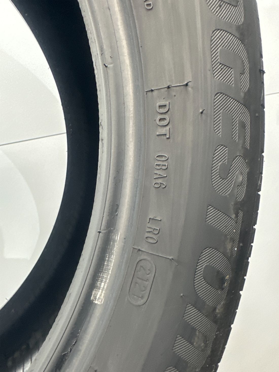 1 Bridgestone Dueler H/P Sport AS Run Flat P245/50R19 2455019 245/50/19 9/32