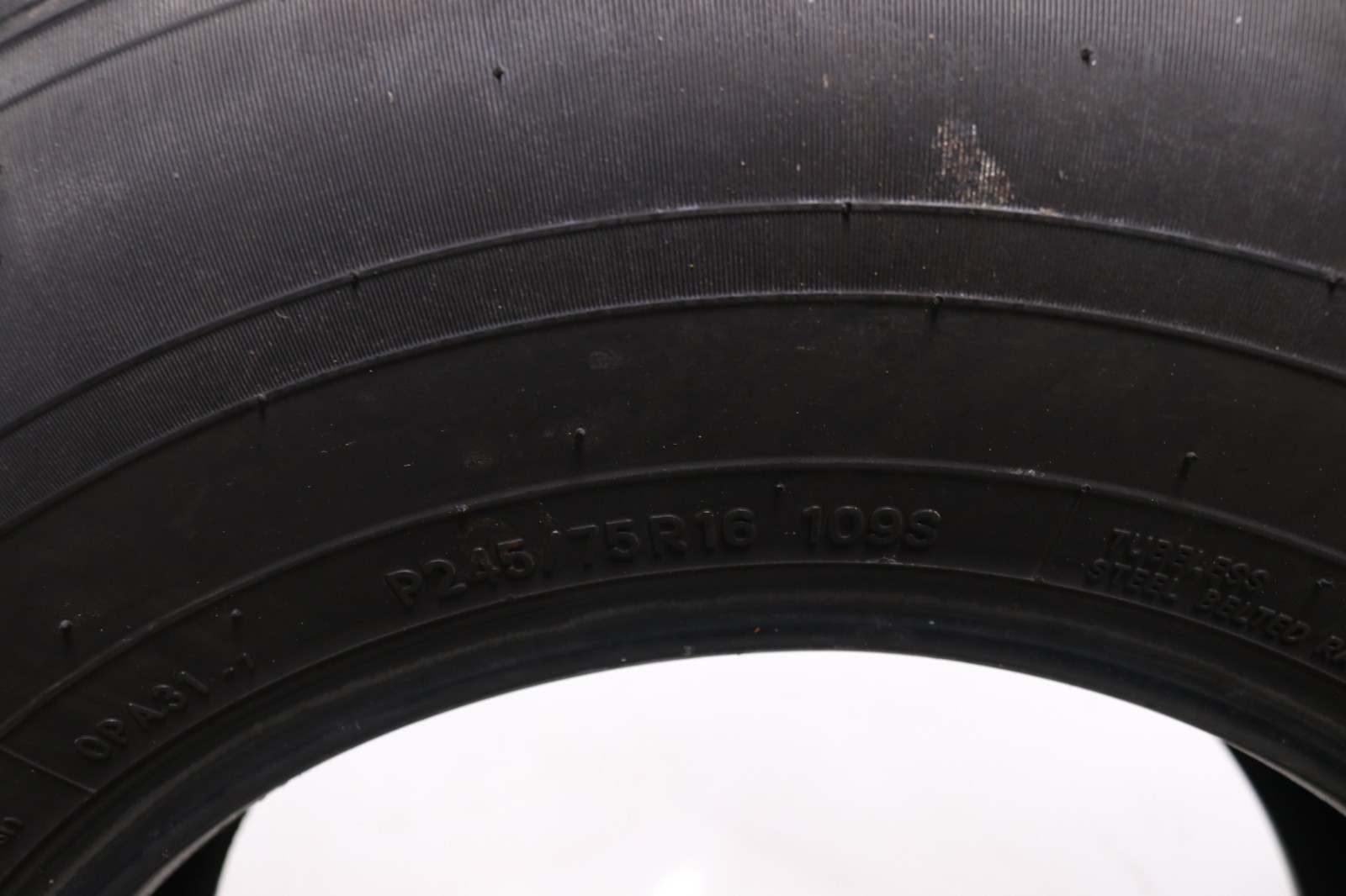 Set of 2 Used 245/75R16 Toyo Open Country A31 – 109S – 9.5-10.5/32 No Repairs