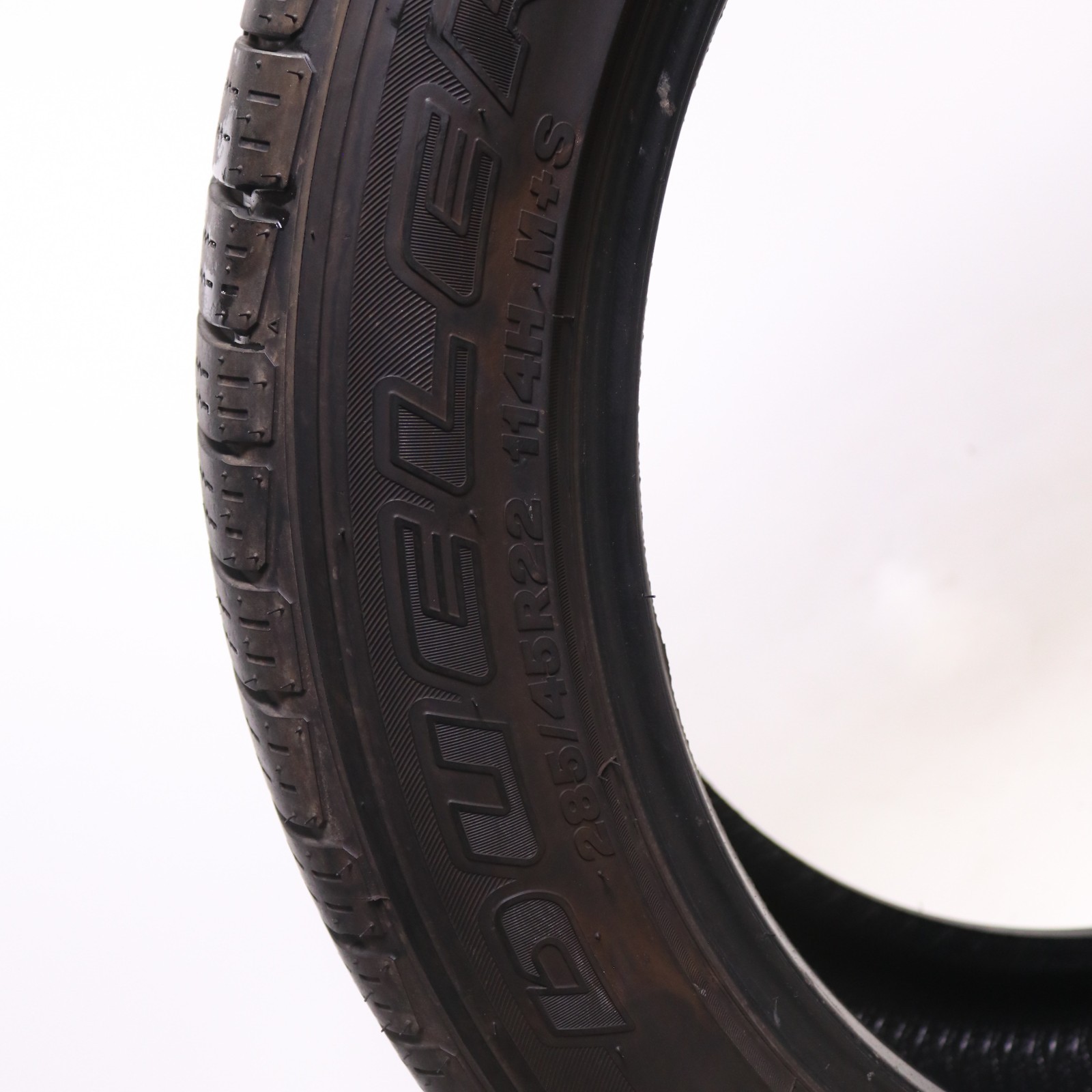 Set of 2 Used 285/45R22 Bridgestone Dueler LX – 114H – 8.5/32