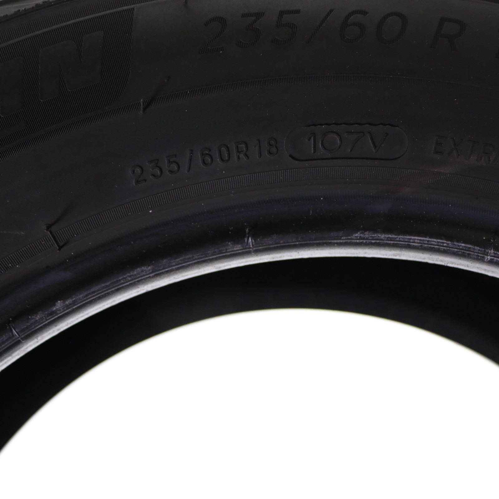 Set of 4 Used 235/60R18 Michelin CrossClimate 2 – 107V – 7.5-8.5/32