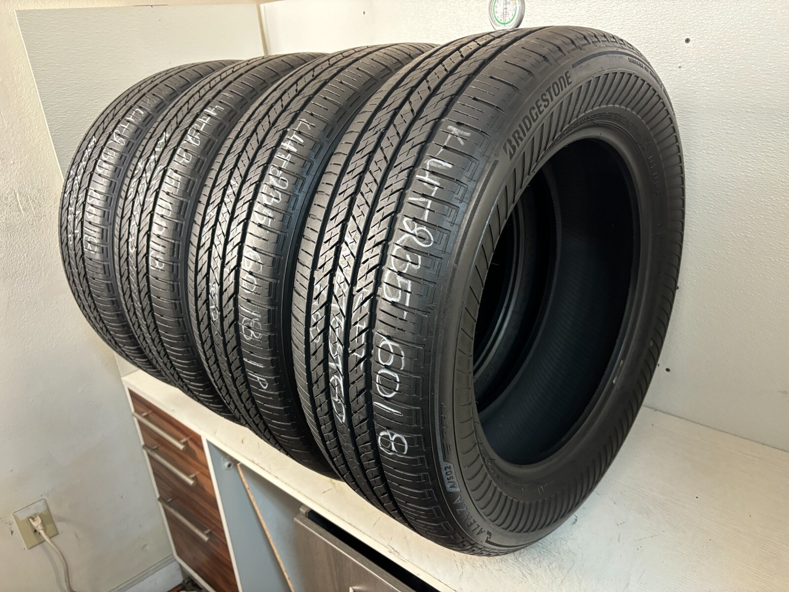 Set 4 Tires 235 60 18 Bridgestone Alenza A/S 02 Run Flat (70% Tread)