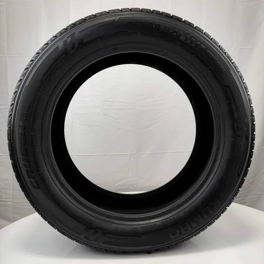 Used 265/50R20 Kumho Crugen HT55 111T 10/32 (DOT 24)