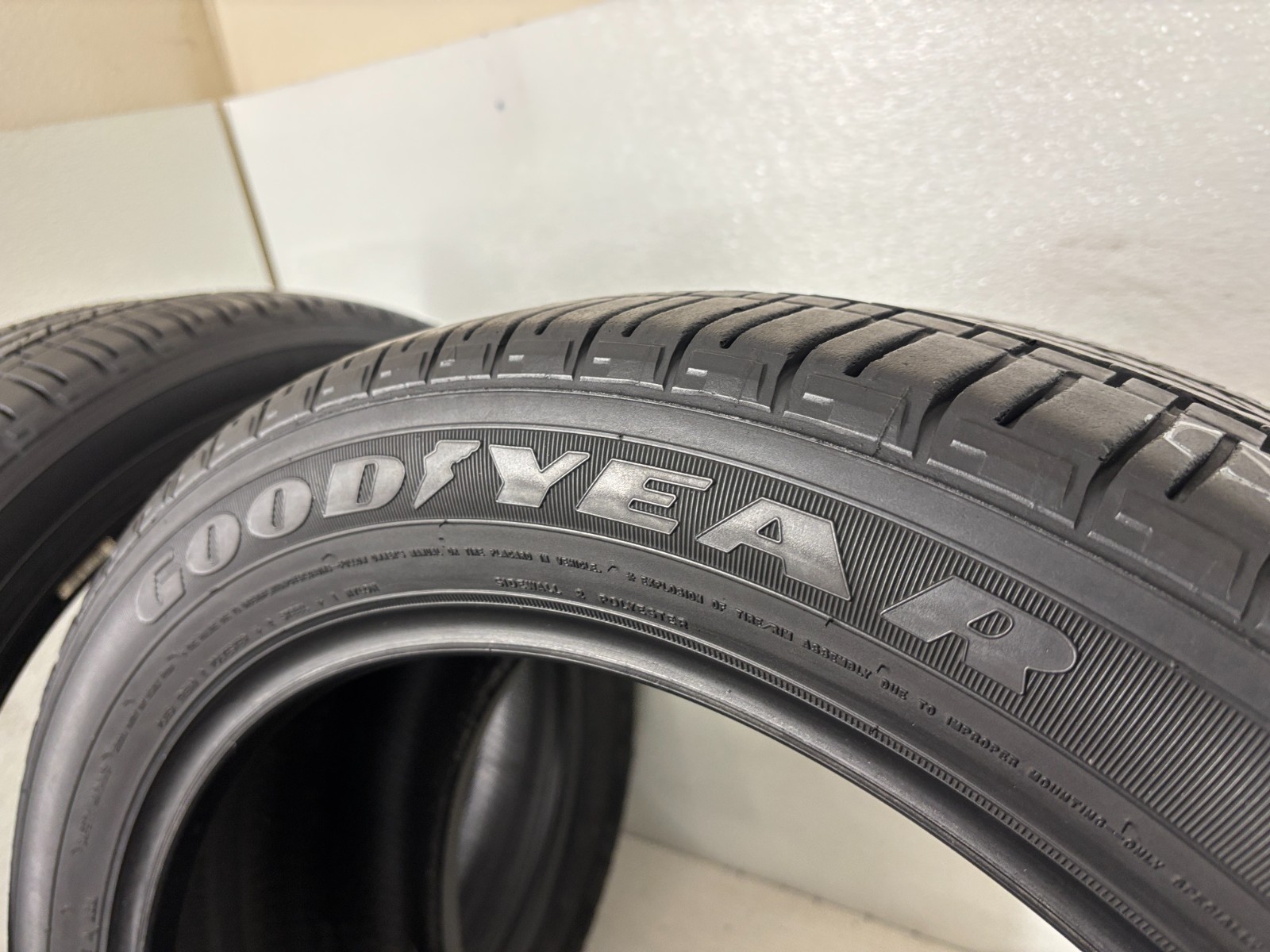 NO SHIPPING ONLY LOCAL PICK UP Set 4 Tires 255 45 20 Goodyear Eagle RS-A