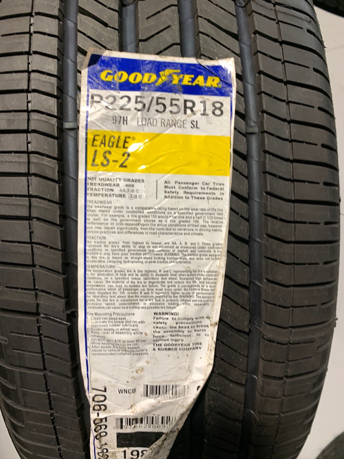 1 New 225 55 18 Goodyear Eagle LS-2 Standard Load All Season Tire