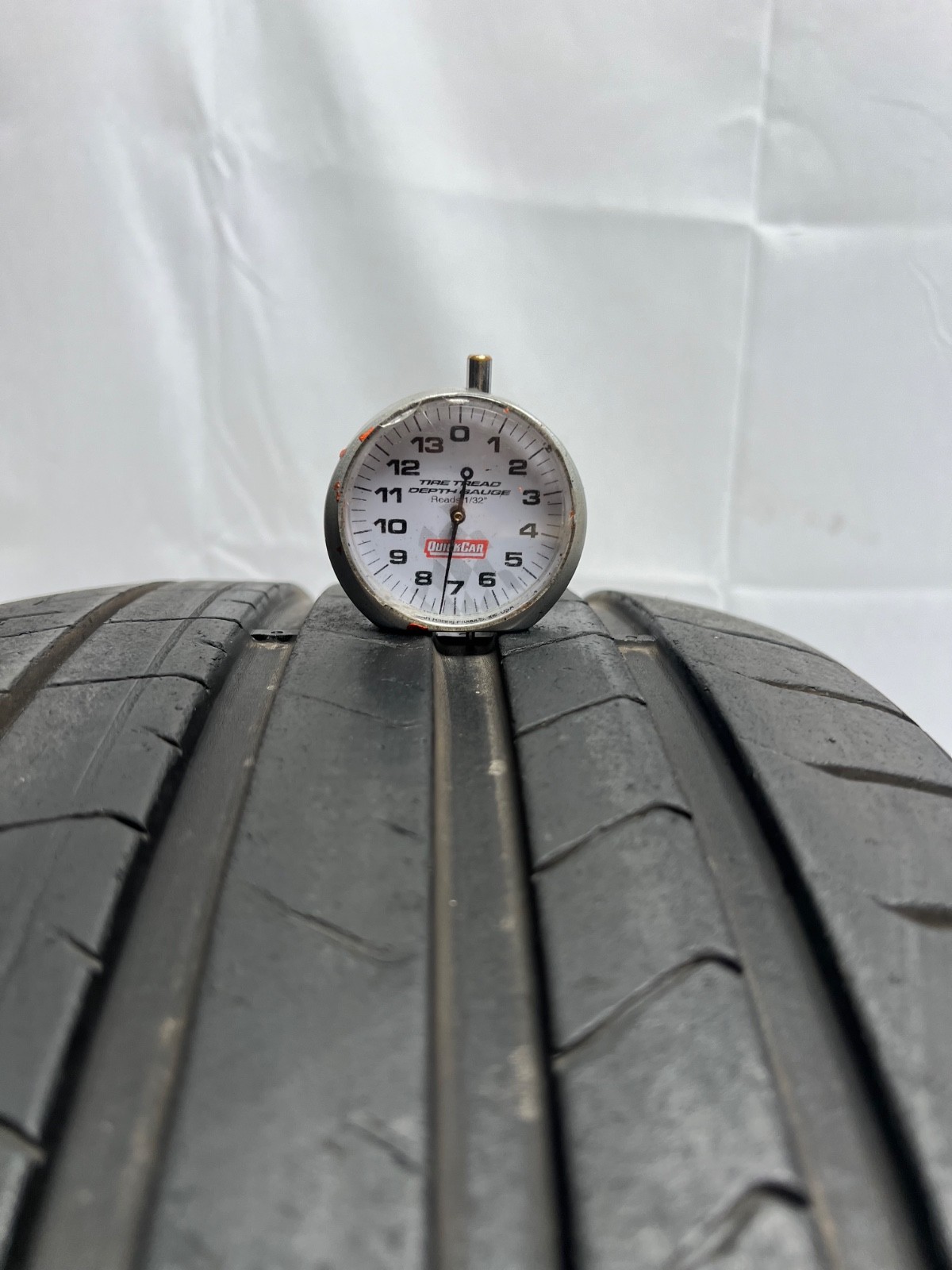 1 – NO REPAIRS 255/35ZR20 (93Y) Pirelli P Zero PZ4 (NA1) Porsche OEM – 7132