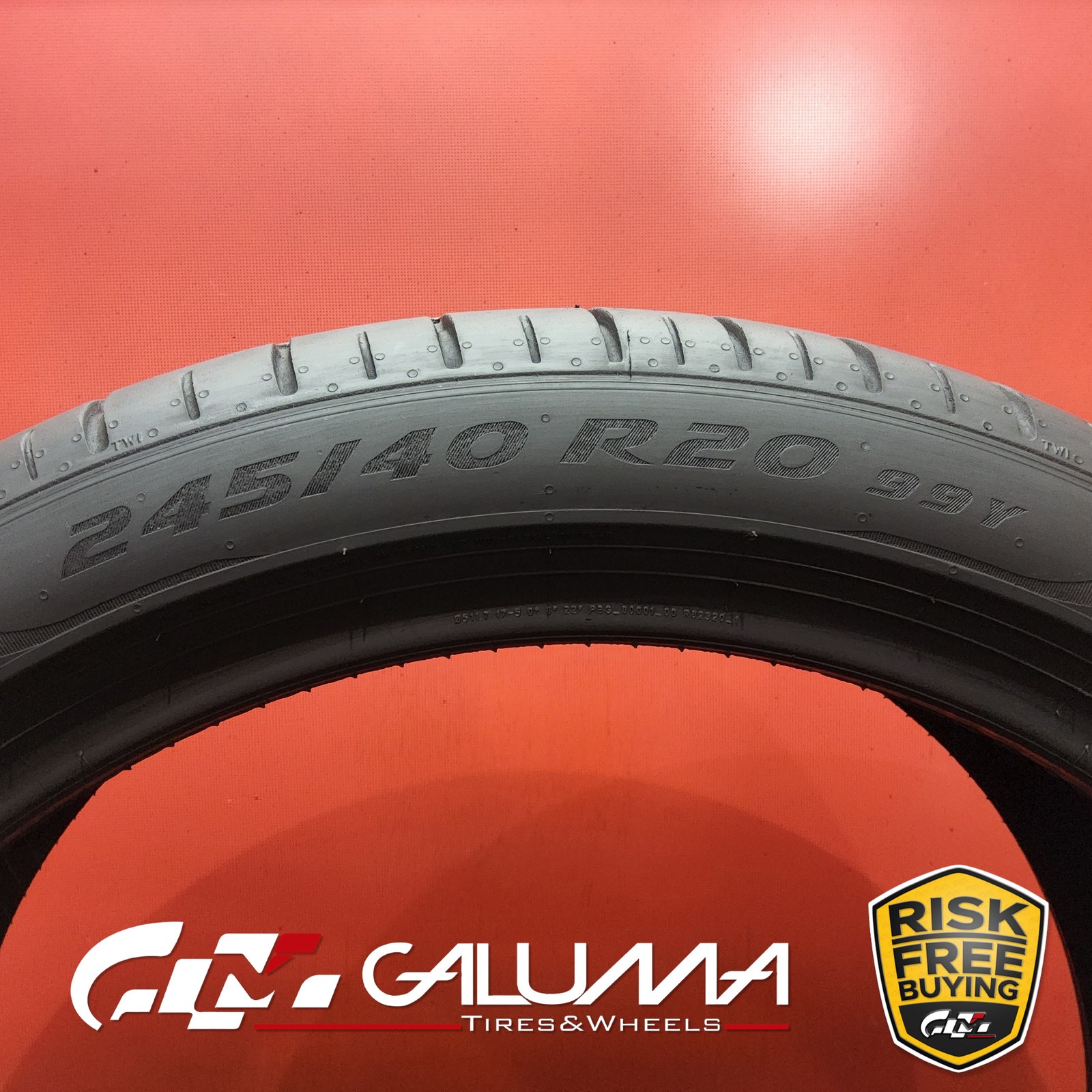 Set of 2 Tires Pirelli P-Zero (PZ4) ★ MO XL 245/40/20 R20 99Y No Repairs #95901