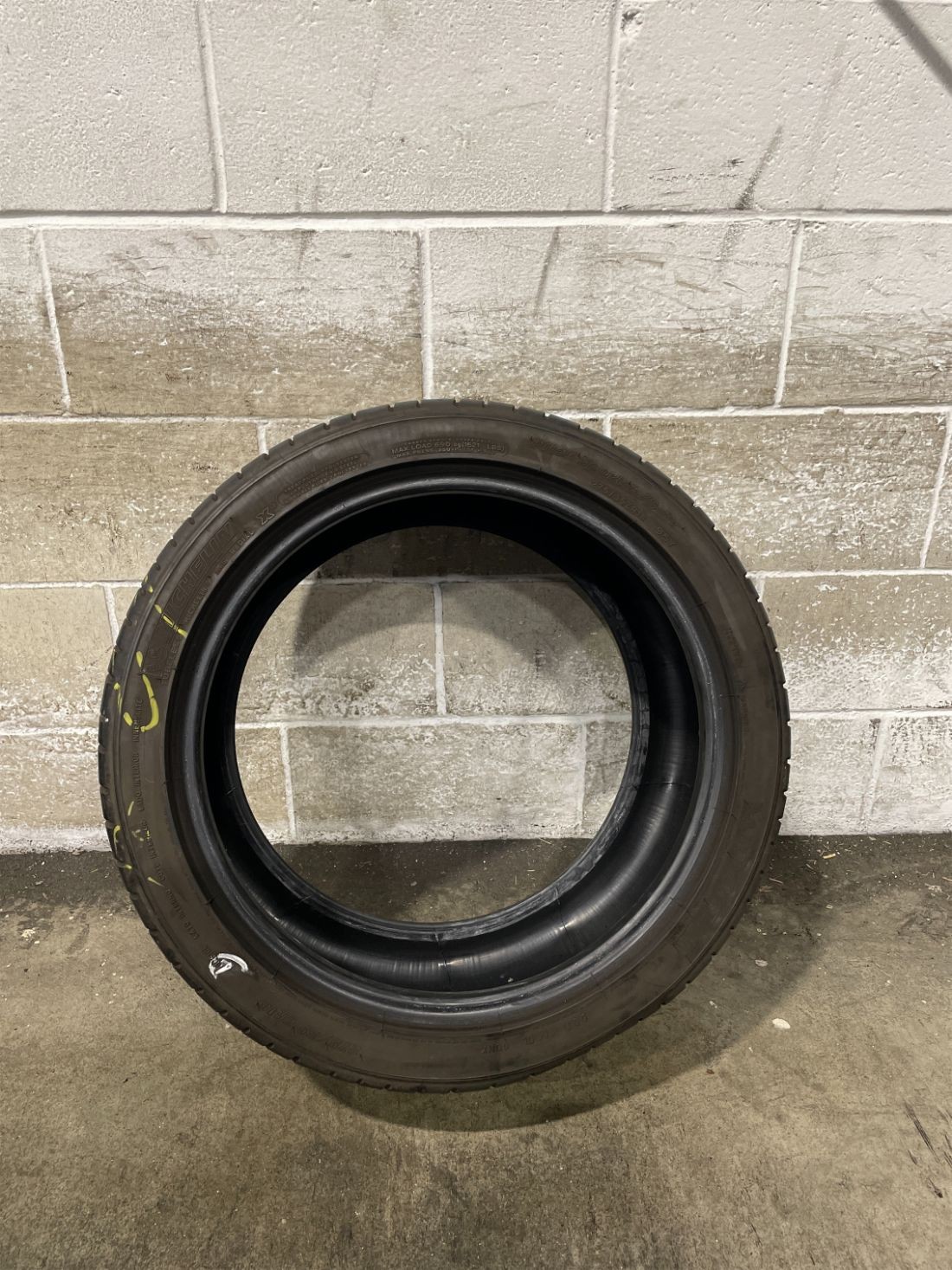 1x P275/35R18 Michelin Pilot Sport A/S 3 Plus 7/32 95 Y Used Tire 2753518