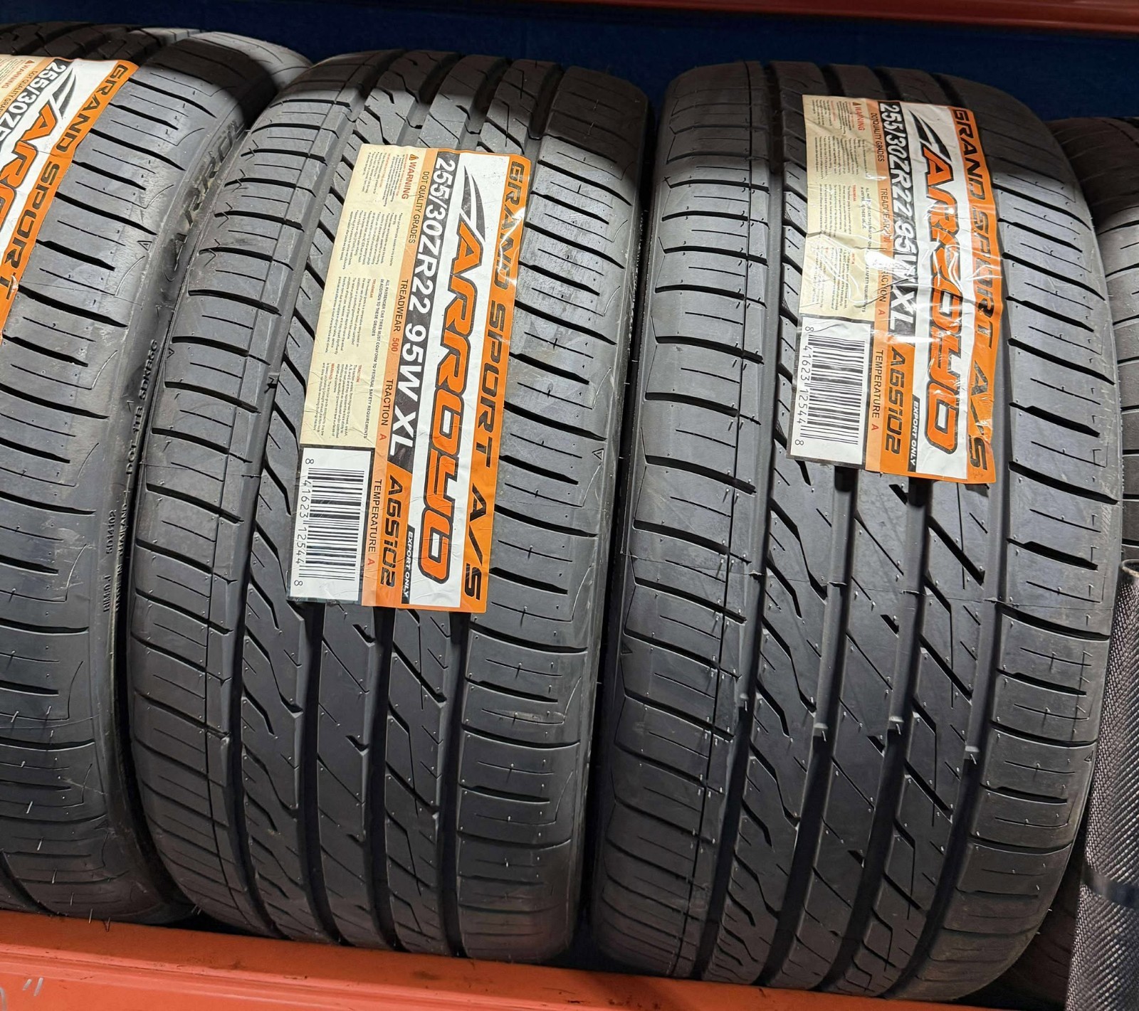 255/30/22 Arroyo Grand sport All Season brand new tires set of (4)