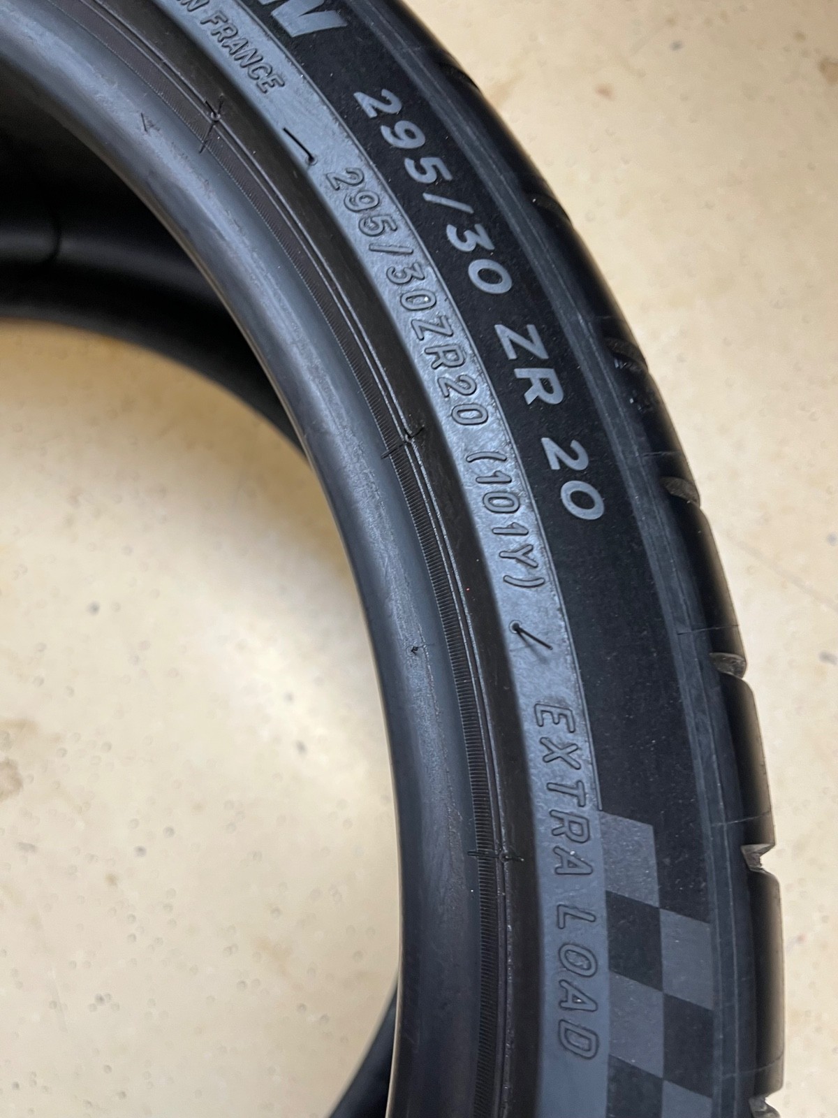 1 – TAKEOFF 295/30ZR20 XL (101Y) Michelin Pilot Sport Cup 2 (LTS) Lotus – 7129