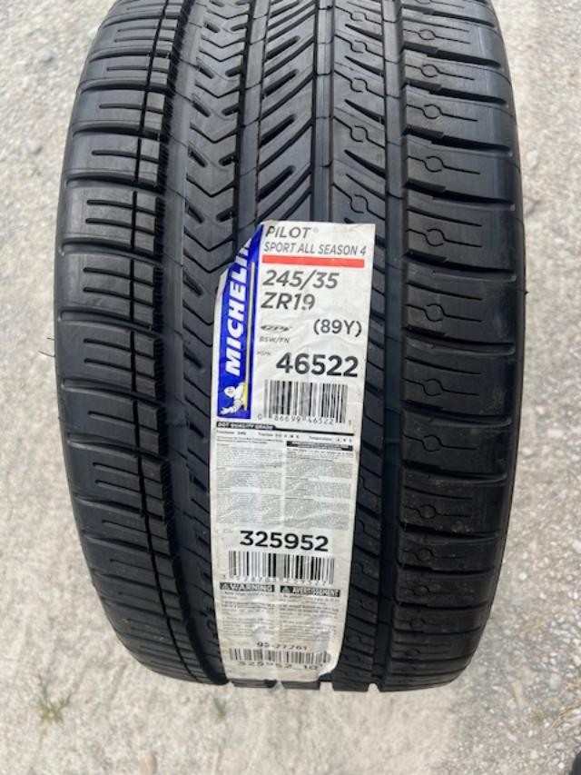 ONE NEW 245/35R19 Michelin Pilot Sport A/S 4ZP 8/32 89 Y NEW TIRE