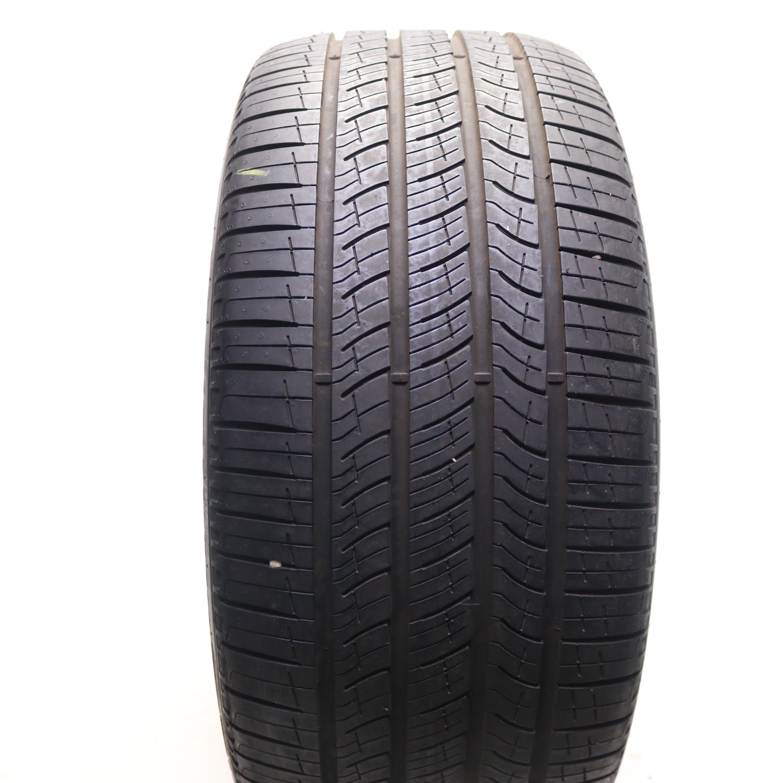 Used 255/45R19 Pirelli Scorpion MS TO Elect PNCS – 104V – 9/32