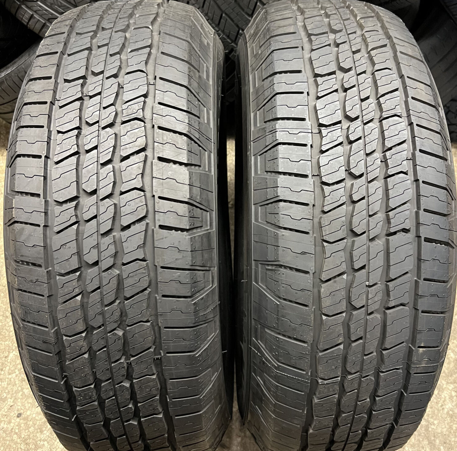 Set Of 2 Tires New Michelin LTX Trail 265/70R18 116S D.O.T.3923-4723 10/32 New