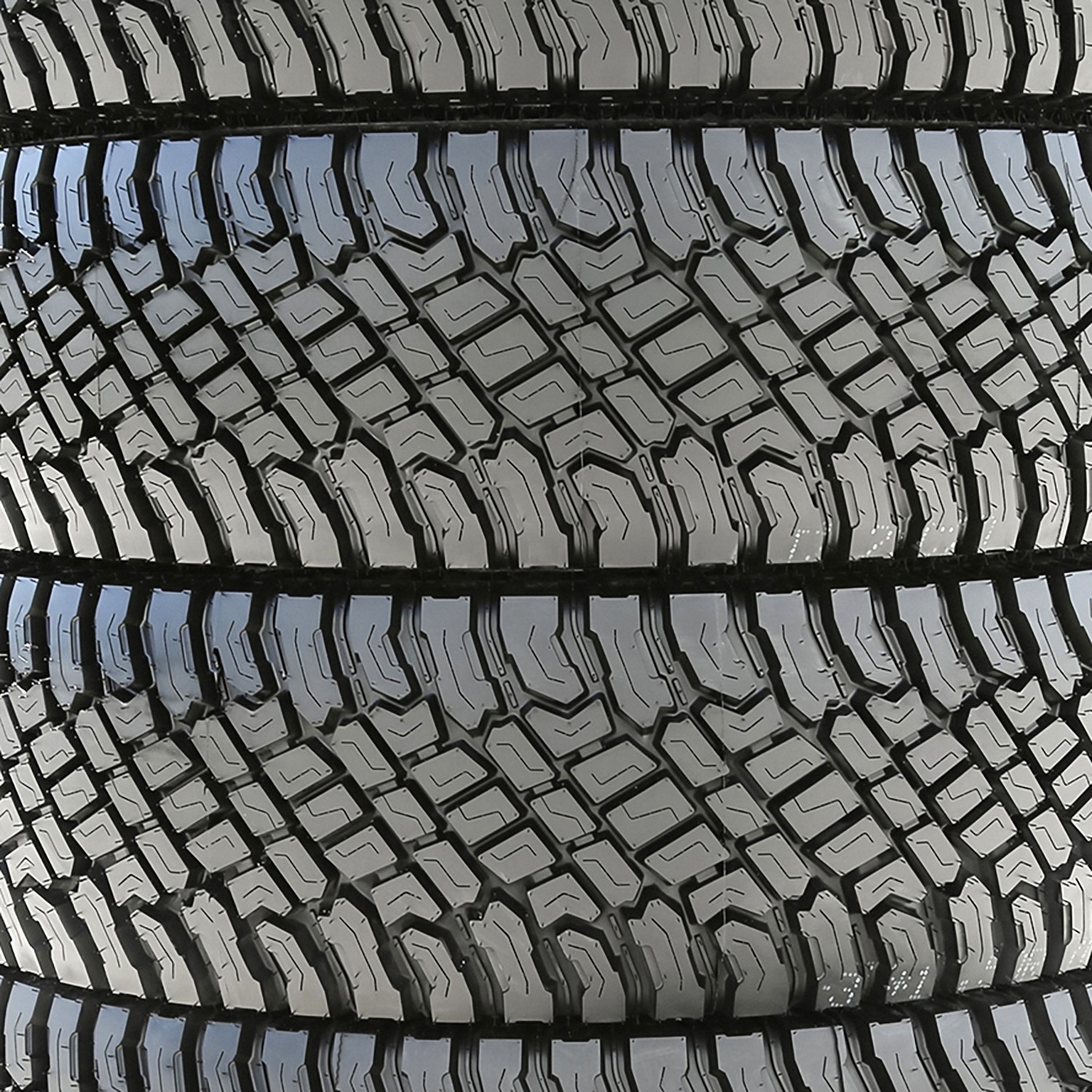 Tire Atturo Trail Blade X/T 235/65R17 108H XL XT Extreme Terrain