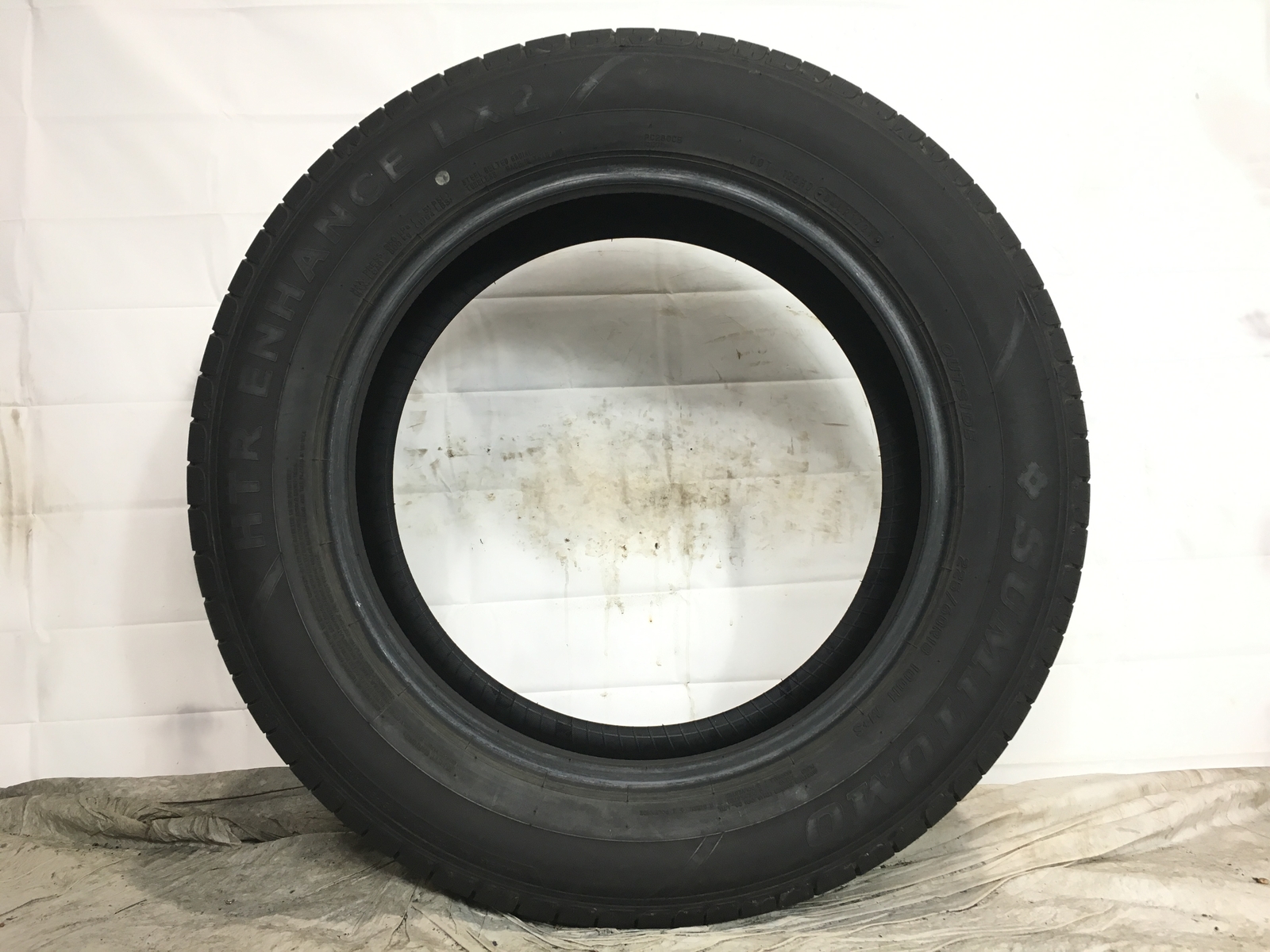 [1] Sumitomo HTR Enhance LX2 P225/60R18 225 60 18 Tire 9.5-9.75/32