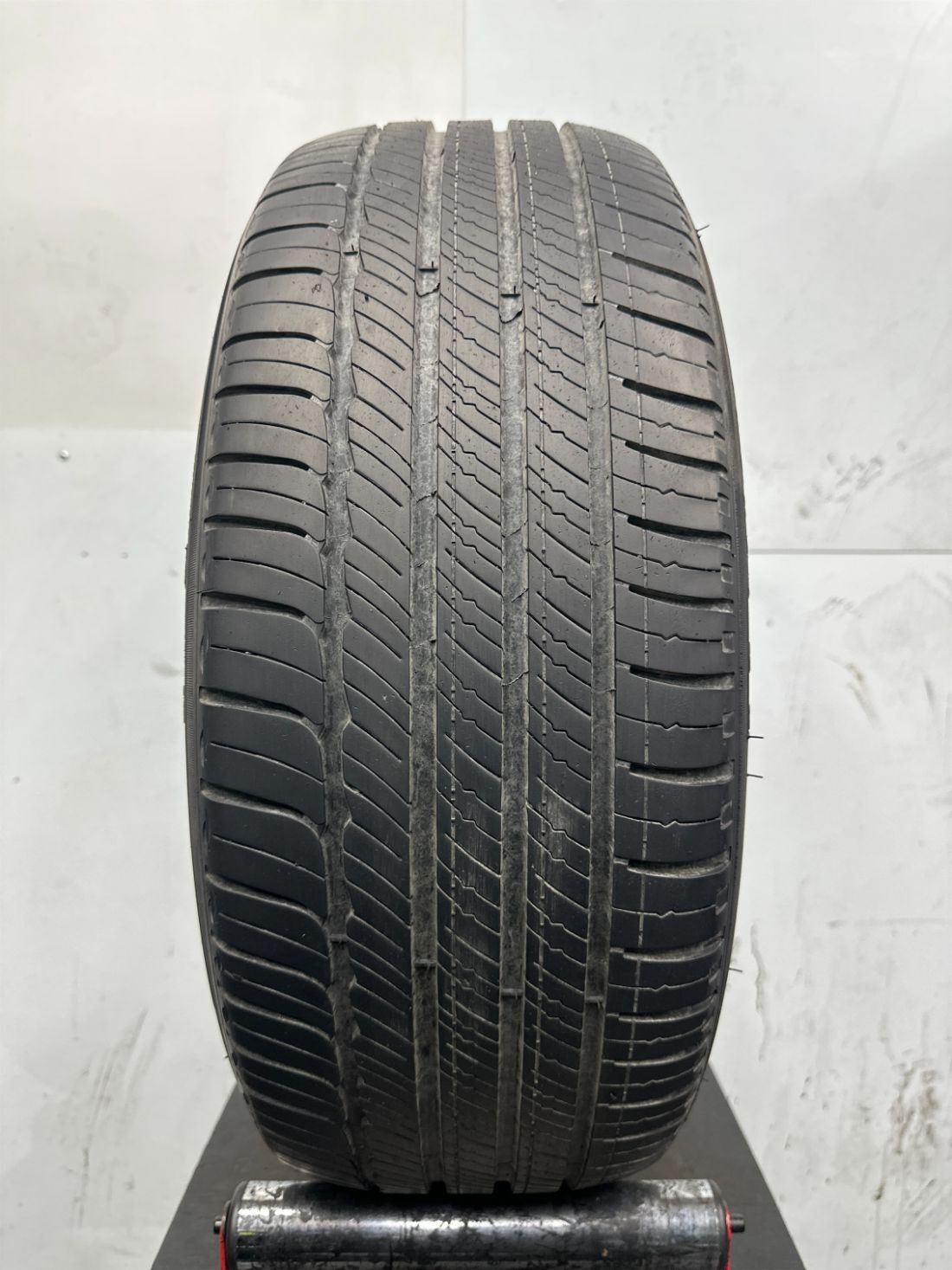 1 Used Michelin Primacy MXM4 P235/50R19 2355019 235/50/19 99 H – 9/32