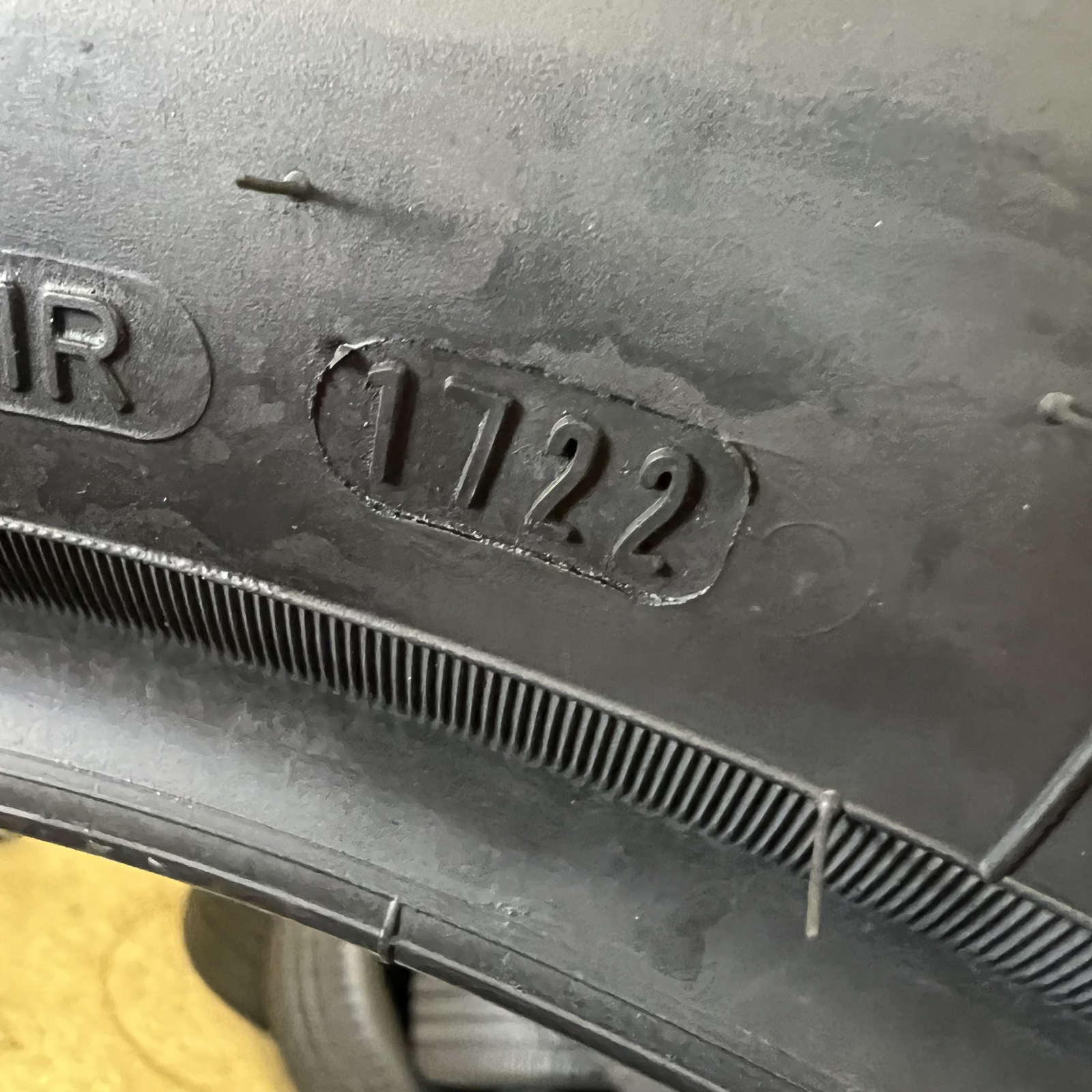 1 (One)Tire LikeNEW Goodyear Eagle Sport All Season AO 235/55R18 100 H