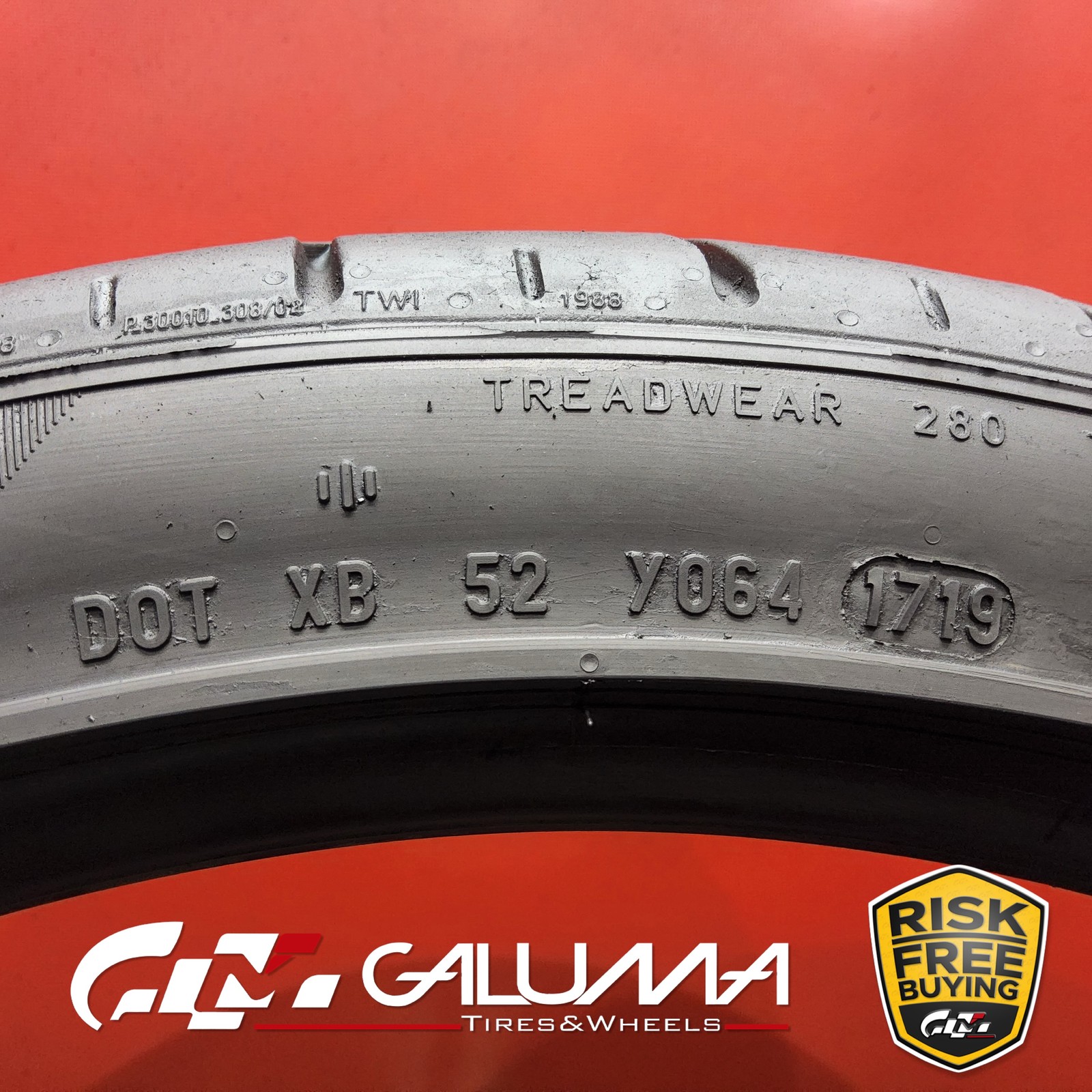 1 Tire LikeNEW Pirelli P-Zero (PZ4) 245/35ZR20 245/35/20 95Y No Repairs #96067