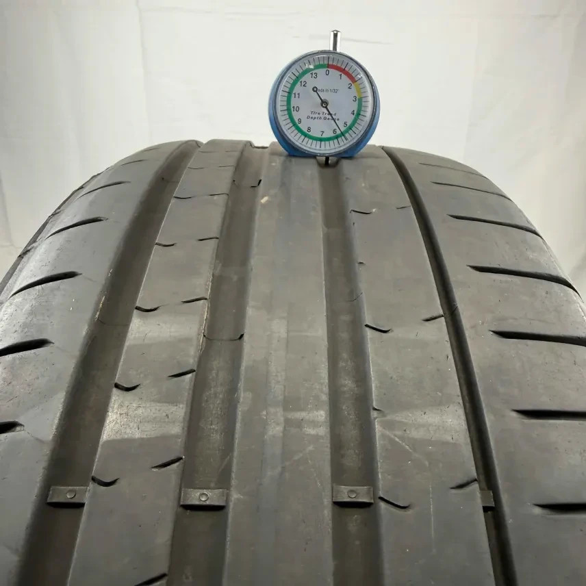 Used 245/35R20 Pirelli P Zero PZ4 MOE Run Flat 95Y 5.5/32 (DOT 23)