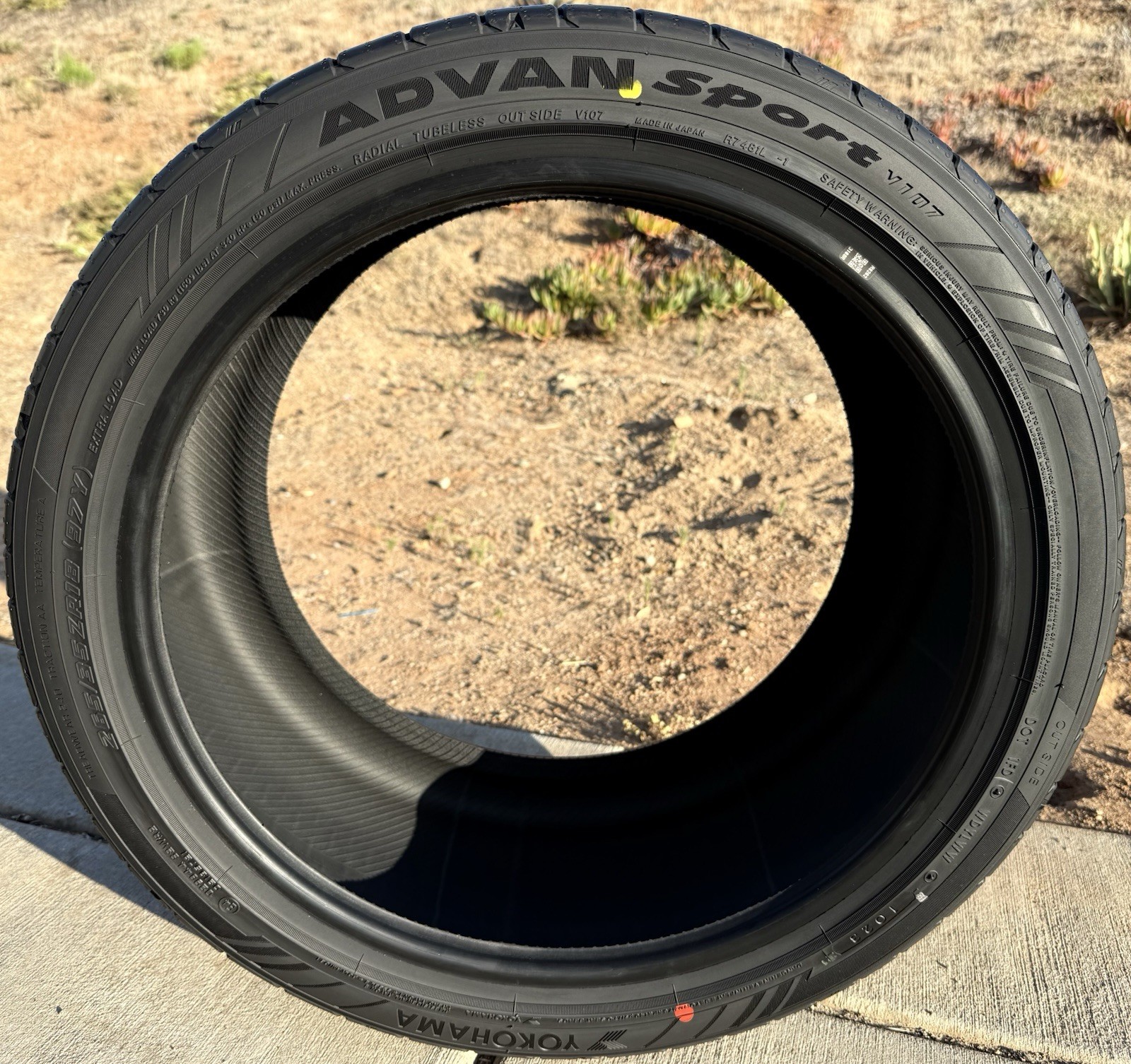 Set of FOUR BRAND NEW 265/35ZR18 (97Y) Yokohama ADVAN Sport V107 Tires 2653518