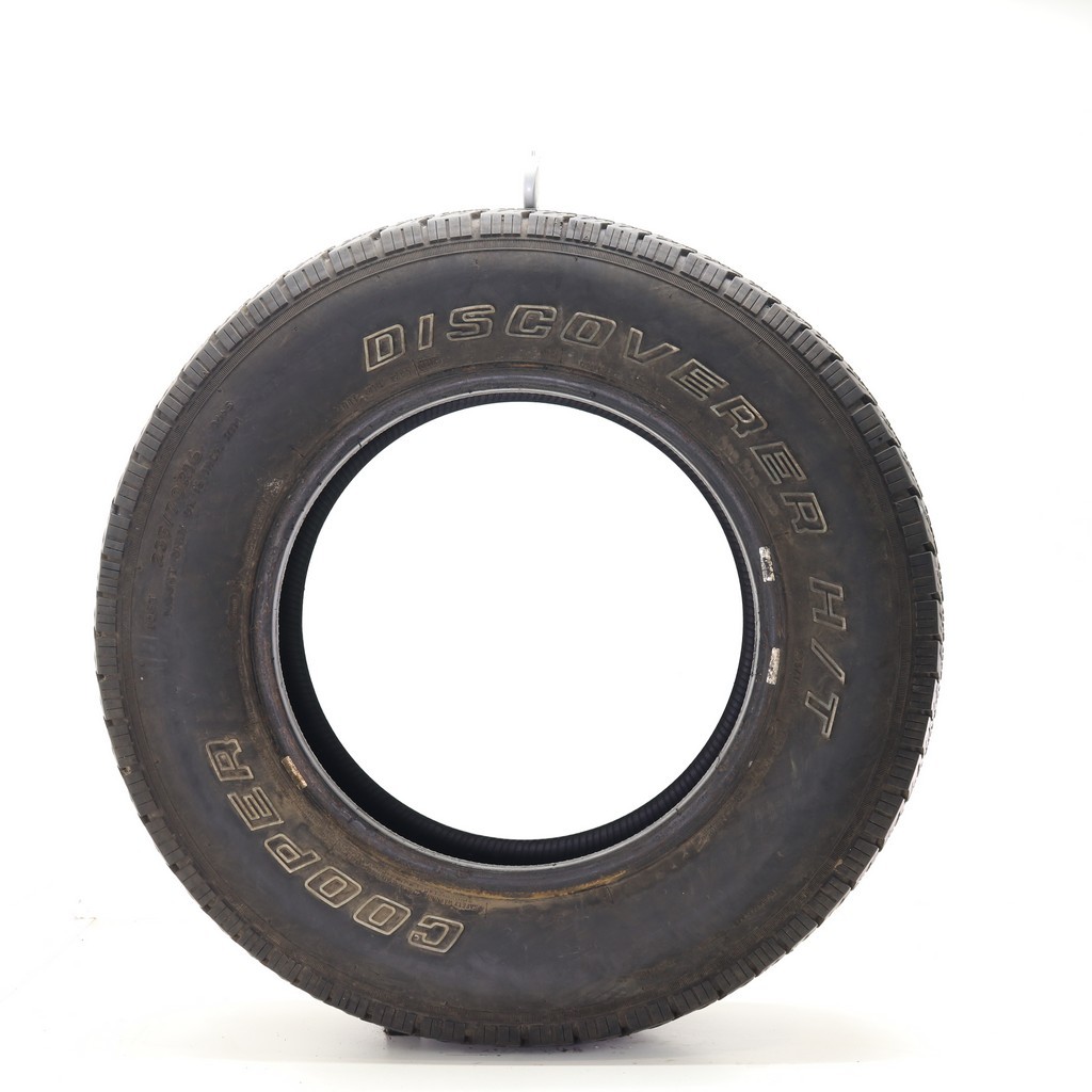 Used 235/70R16 Cooper Discoverer H/T 106T – 9.5/32
