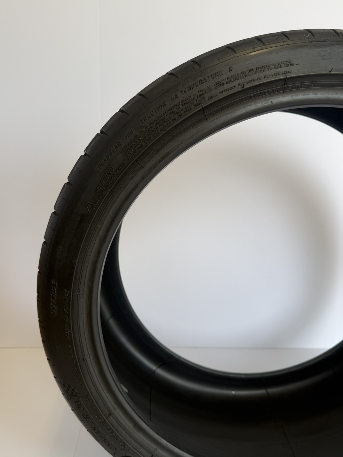 255/35ZR20 97Y Michelin Pilot Sport 4s 8.5/32 DOT 4021 2553520