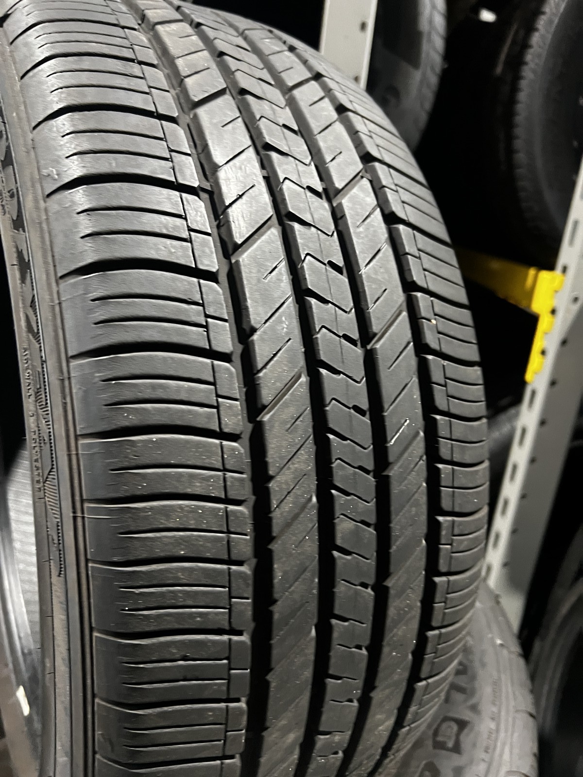 1 Tire Goodyear Eagle LS-2 235/45R18 94V DOT.1824 8/32 NO Patch