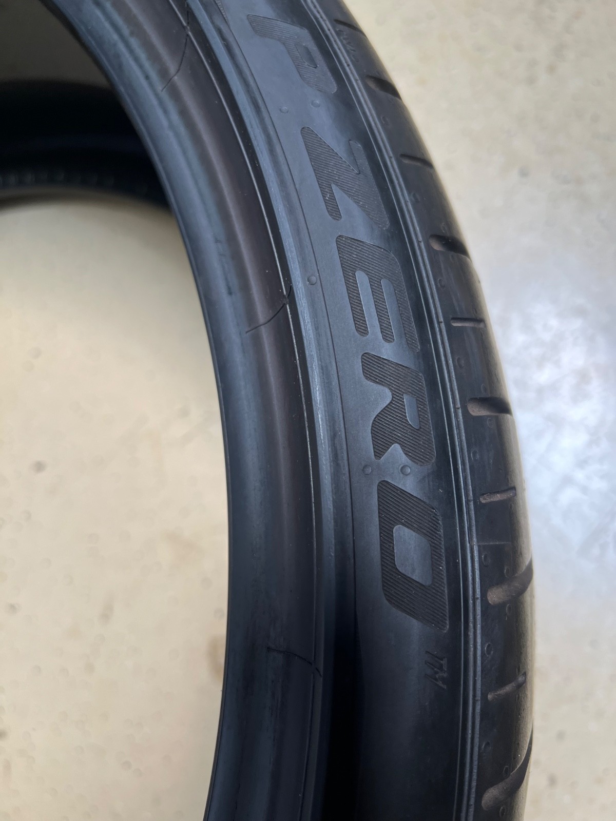 1 – NICE 285/30ZR22 XL (102Y) Pirelli P Zero PZ4 PNCS (AO) Audi OEM – 7044