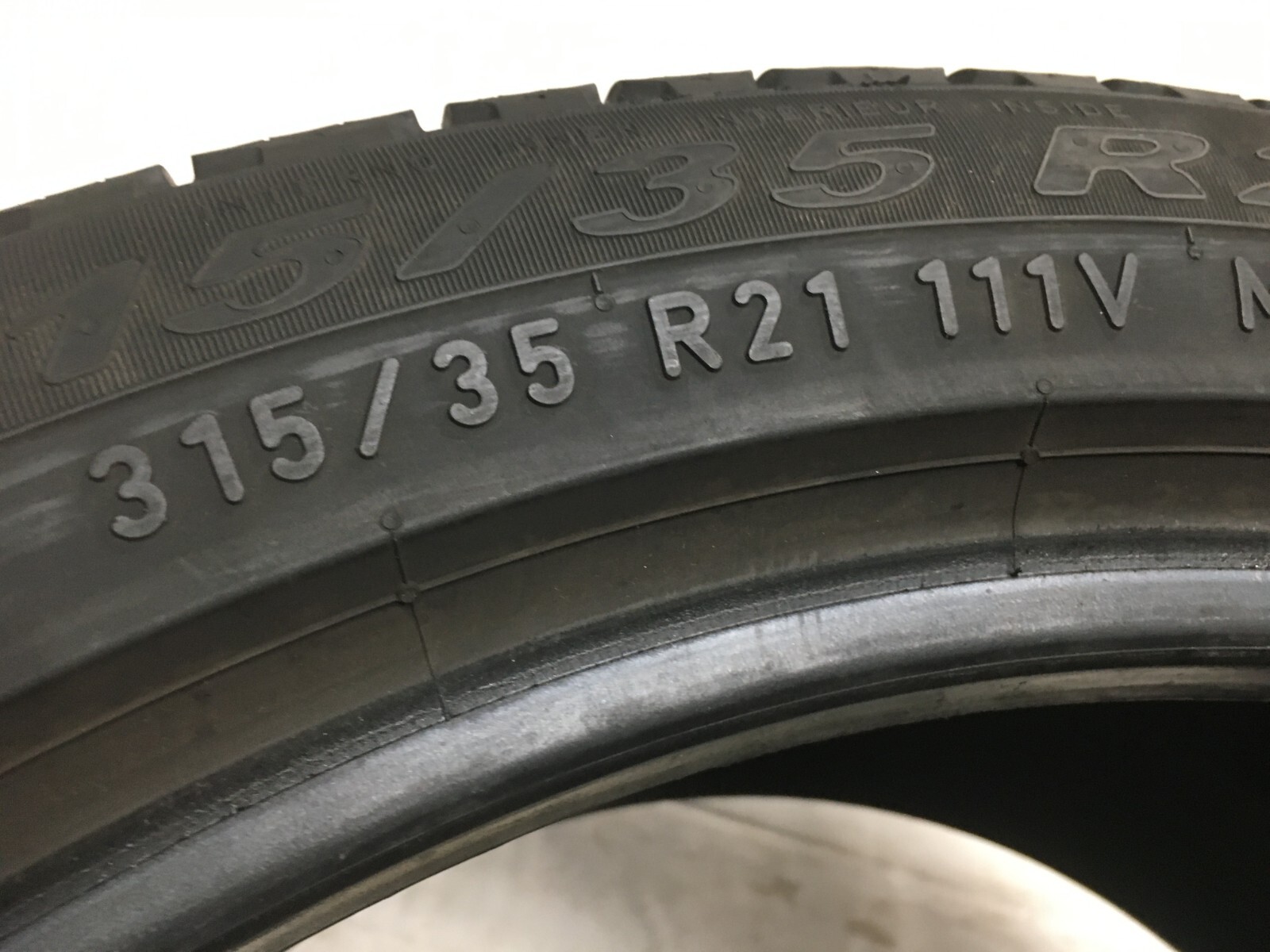 [1] Pirelli Scorpion Verde All Season P315/35R21 315 35 21 Tire 6.5-7.5/32