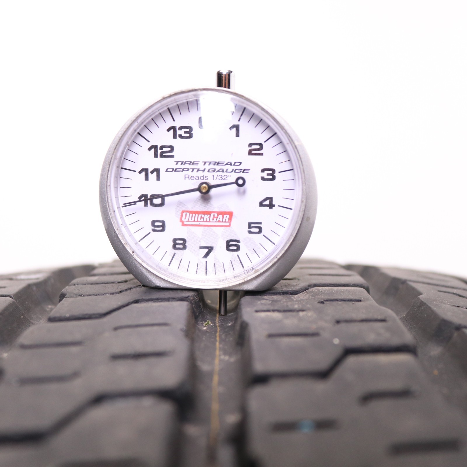 Set of 2 Used LT 225/75R16 Nexen Roadian CT8 HL – 115/112R – 9-10/32