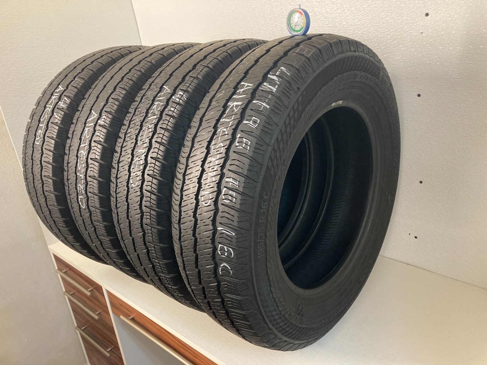 NO SHIPPING ONLY LOCAL PICK UP Set 4 Tires 195 75 16 Continental VanContact A/S