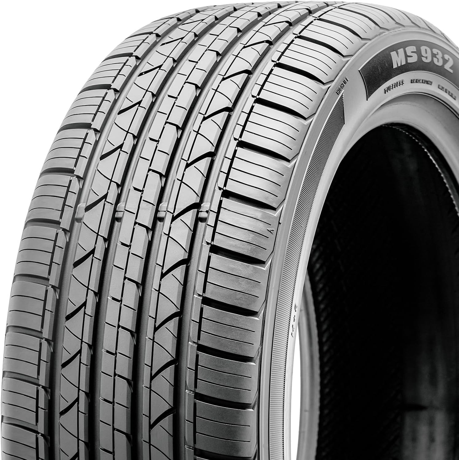 MS932 Sport 225/55R17 101V XL