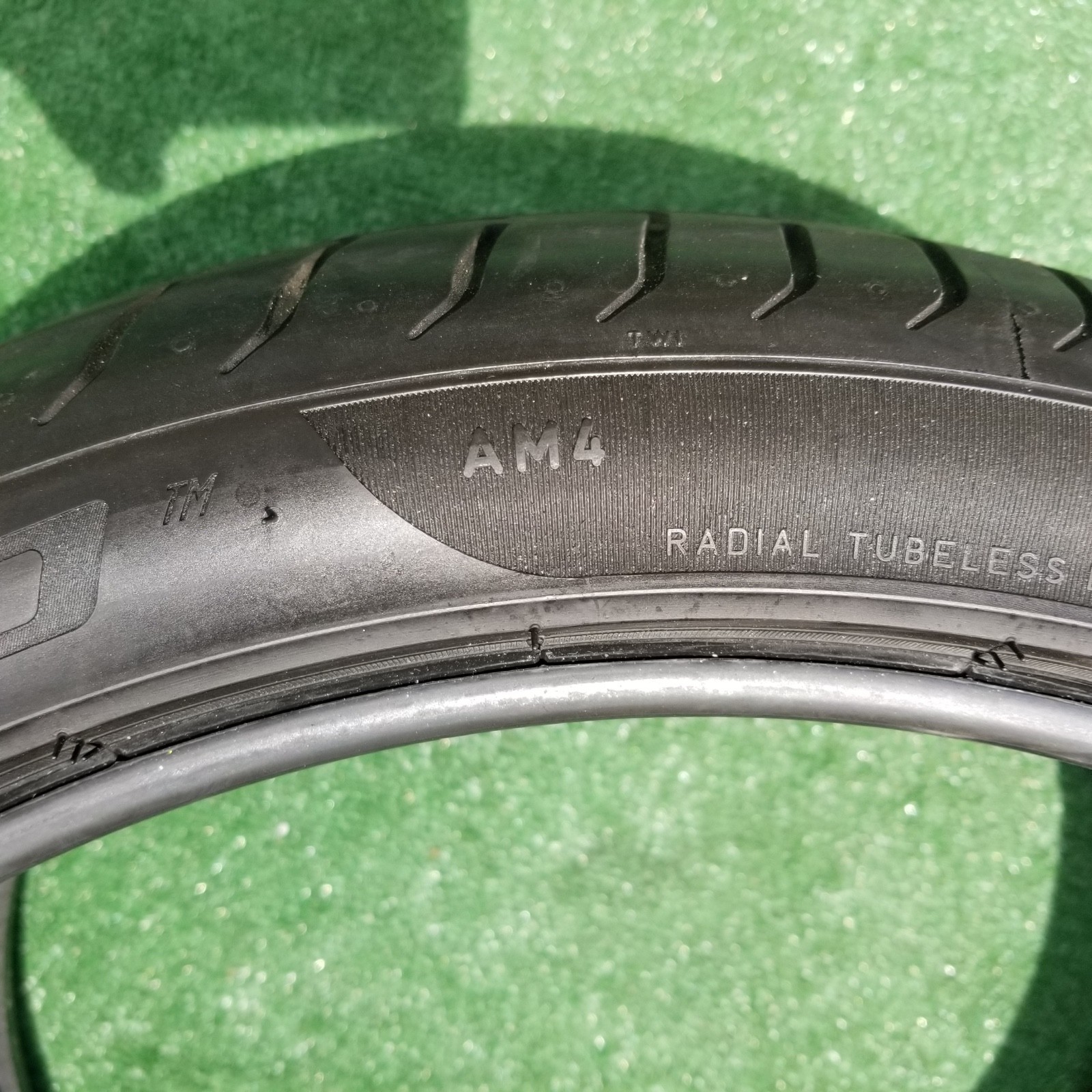 305/30R20 Pirelli P Zero Tires 305/30ZR-20 305/30ZR20 103Y AM4 Aston Martin 60%