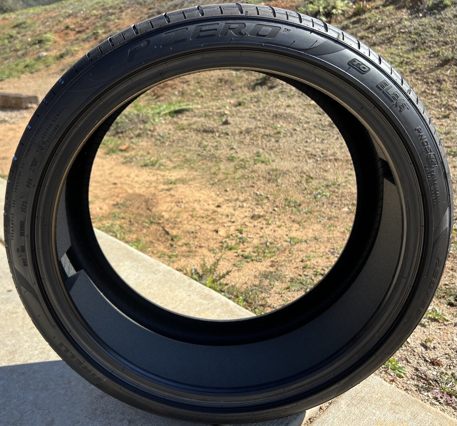 Set of TWO BRAND NEW 235/35R20 92Y Pirelli P Zero PZ4 T0 Tesla ELECT PNCS Tires