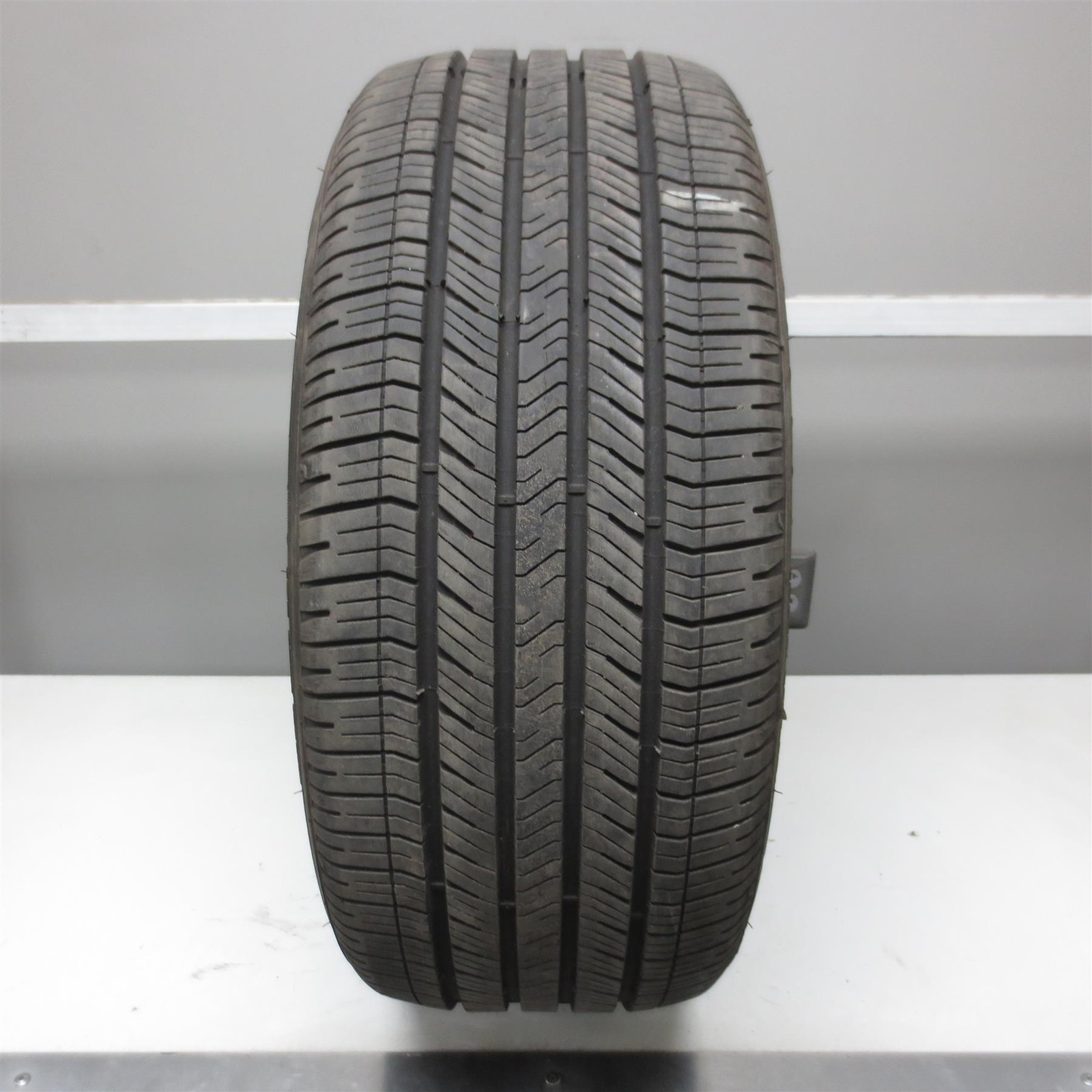 P235/50R18 Goodyear Eagle LS-2 97H Used Tire (9/32nd) NO PATCHES! (QTY 1)