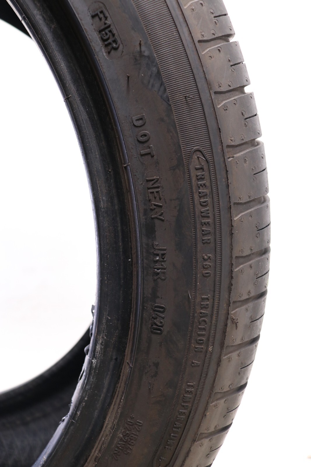 Set of 2 Used 285/40R20 Goodyear Eagle Sport MOExtended – 108V – 7-8/32