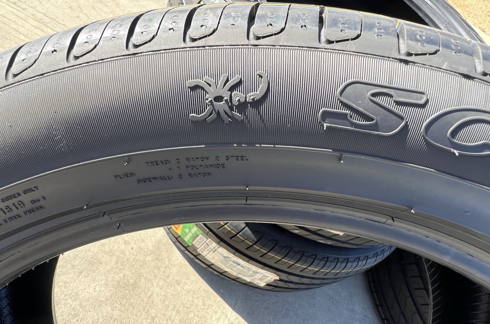 Set of FOUR BRAND NEW 255/45R20 101W Pirelli Scorpion Verde AO Audi Tires