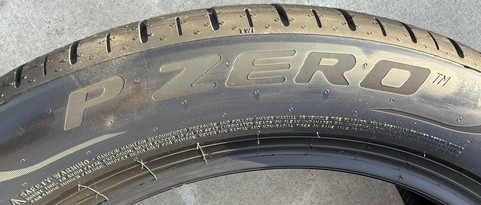 Set of TWO BRAND NEW 305/40R20 112Y Pirelli P Zero PZ4 Star ★ BMW Tires