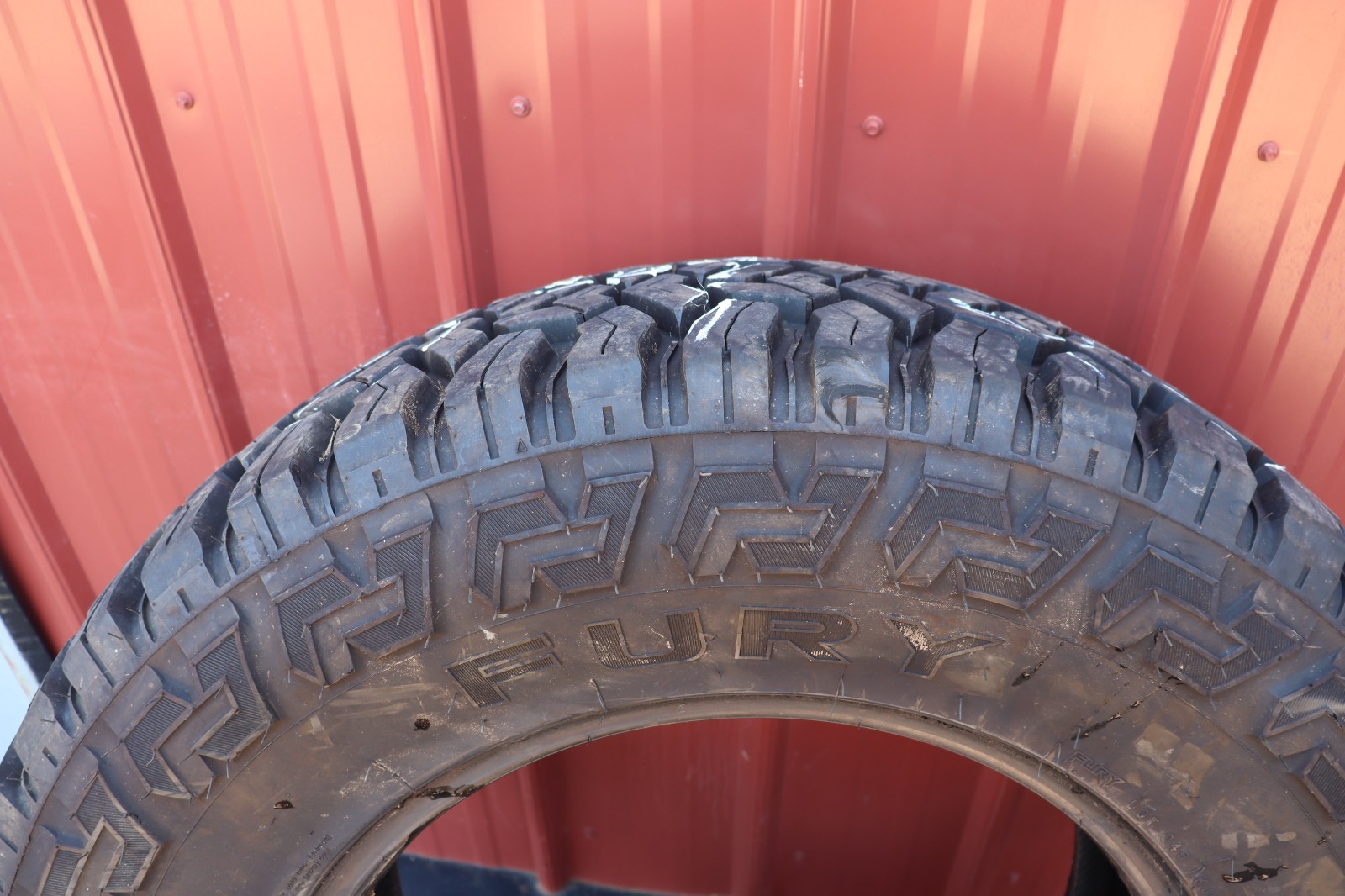 TIRE FURY COUNTRY HUNTER R/T 37X12.50 R20 LT 20″ 126Q