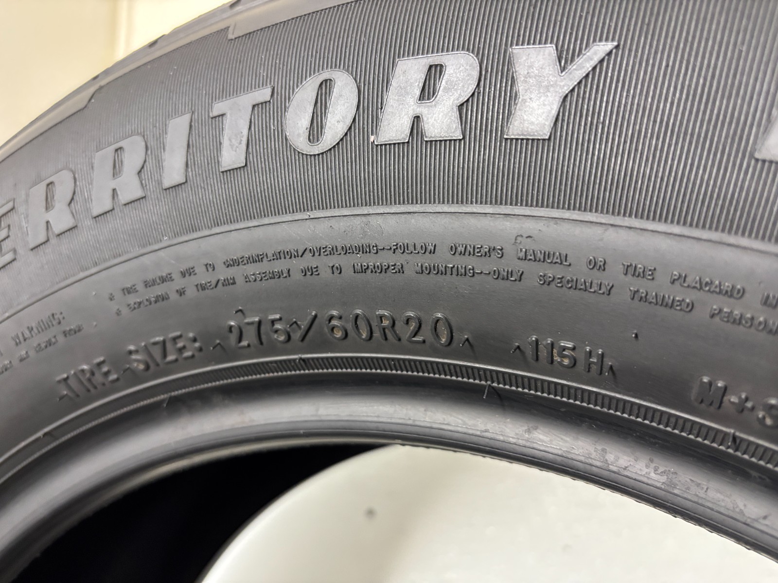 NO SHIPPING ONLY LOCAL PICK UP Set 4 Tires 275 60 20 Goodyear Wrangler Territory
