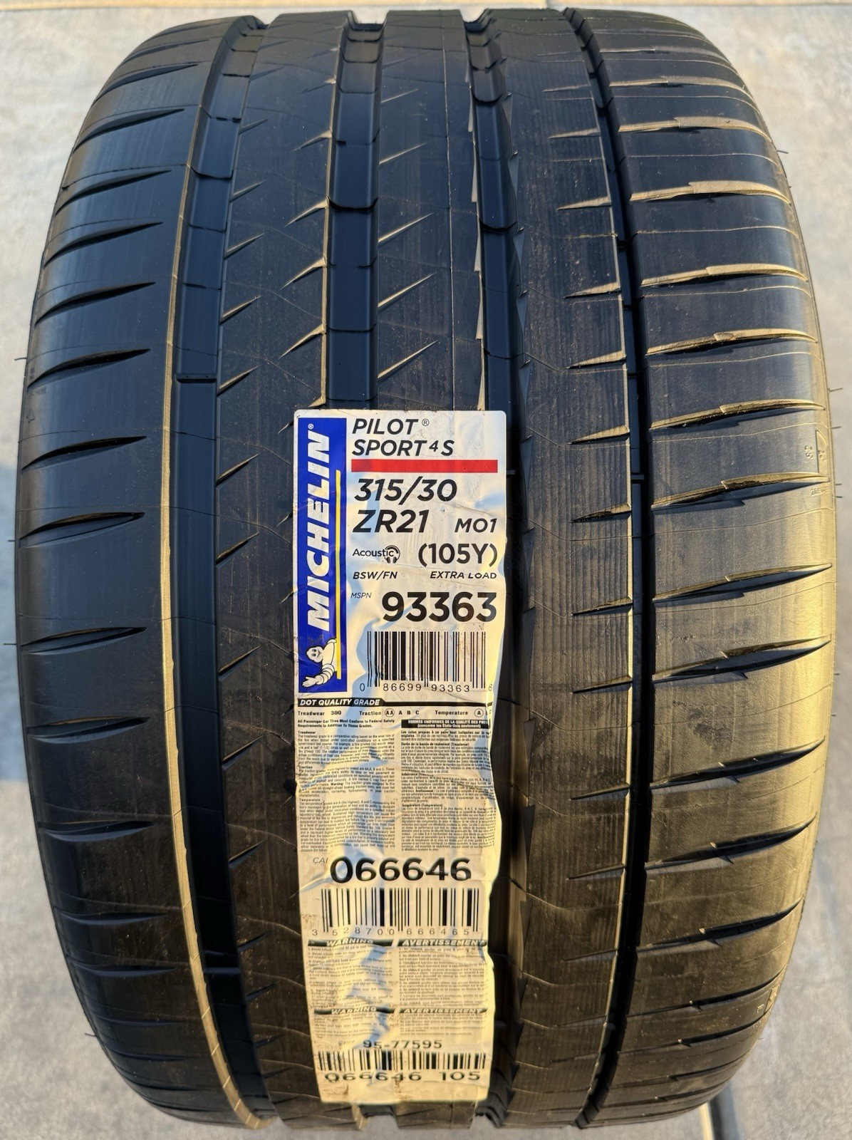 Set of TWO BRAND NEW 315/30ZR21 (105Y) Michelin Pilot Sport 4S MO1 Tires 3153021
