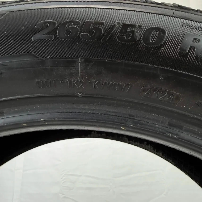 Used 265/50R20 Kumho Crugen HT55 111T 10/32 (DOT 24)