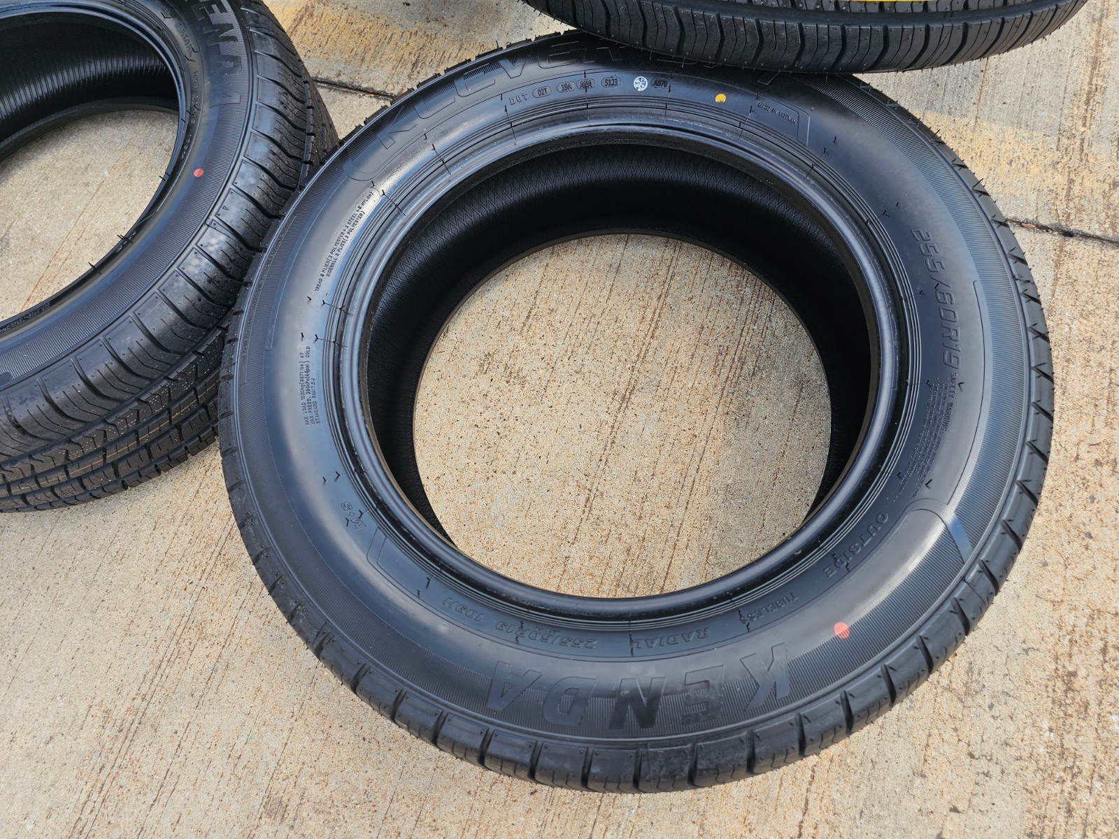 (4) 255/60/19 Kenda Klever S/T tires 109H BRAND NEW!