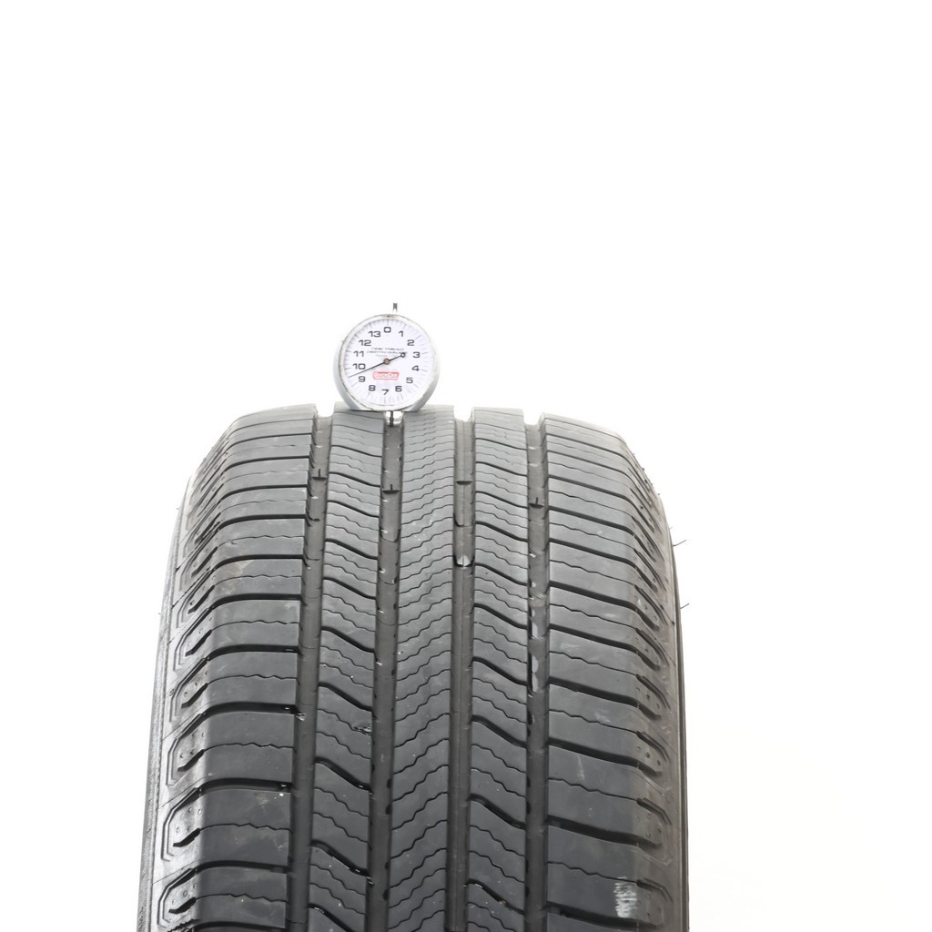 Set of (4) Used 235/65R18 Michelin Defender 2 106H – 8.5-9.5/32