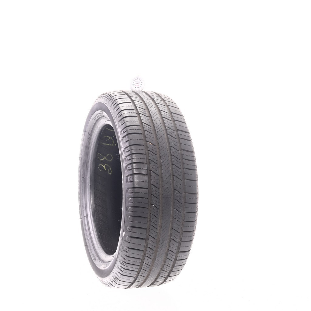 Set of (4) Used 225/50R17 Michelin Defender 2 98H – 9.5-10/32