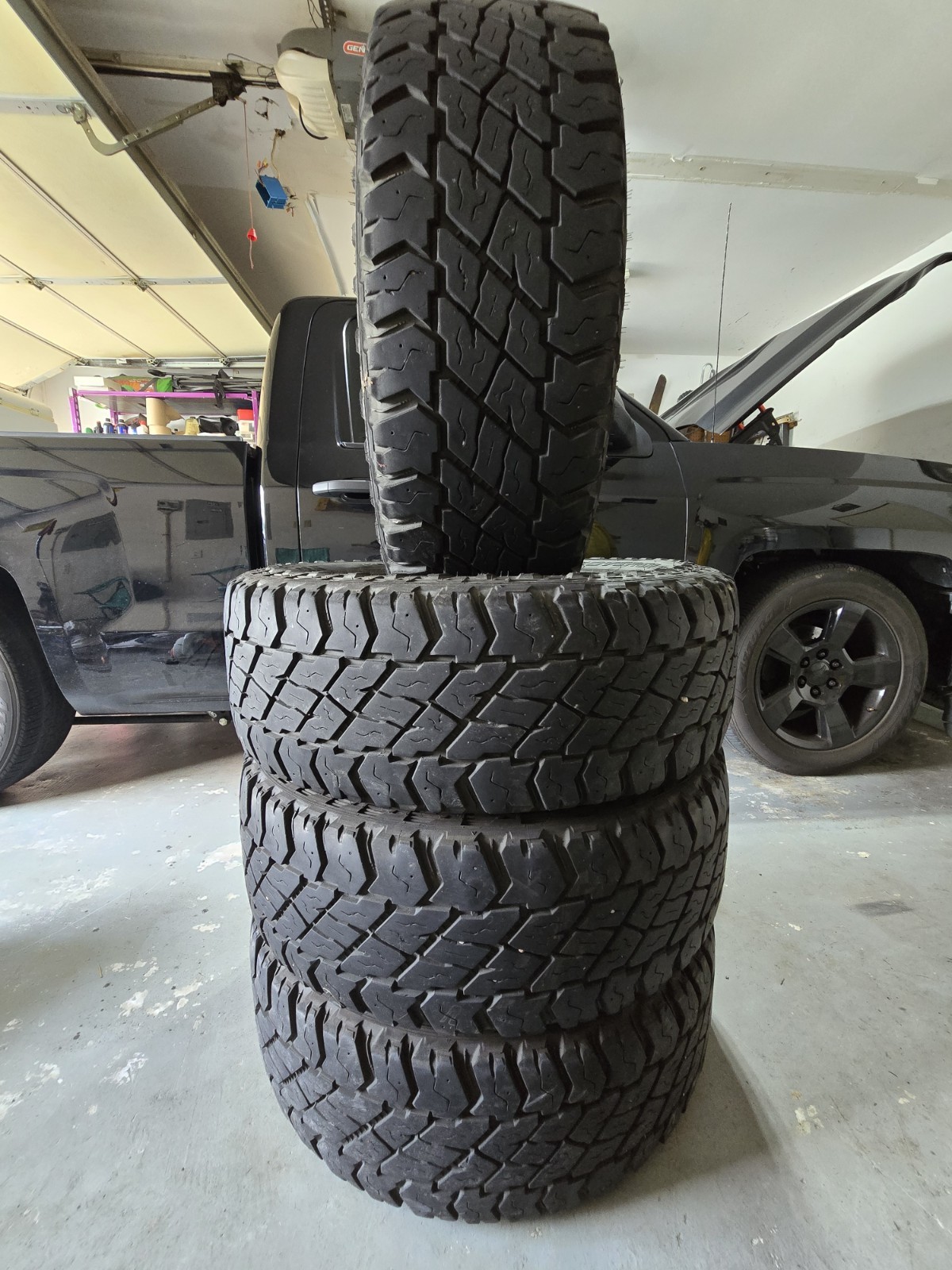 Cooper Discoverer ST Maxx LT265/70R18 124/121Q 10 BW Tire (QTY 4) 170098004