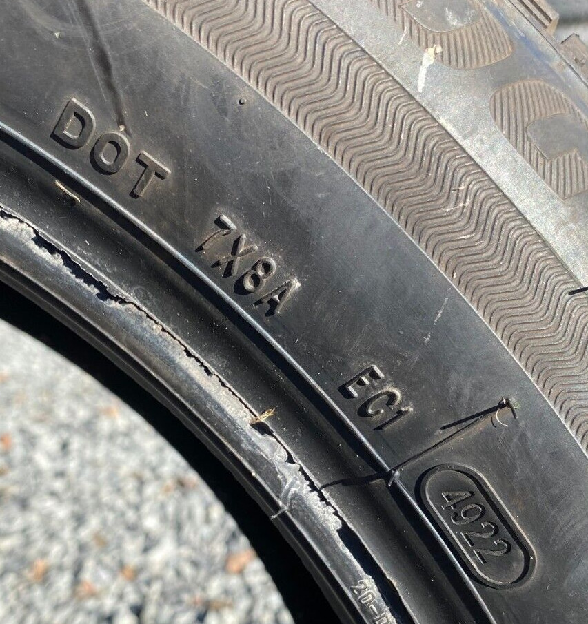 235/55R20 Bridgestone Ecopia H/L 422 Plus – 1 Used Tire – 8/32