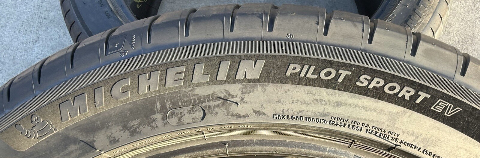 TWO BRAND NEW 265/45R20 110Y Michelin Pilot Sport EV Noise Cancelling Foam Tires